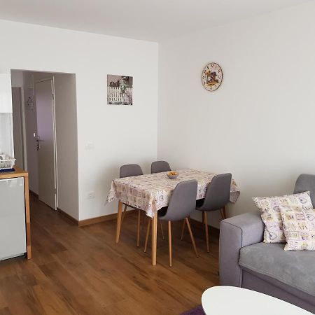 Apartman Luka Novigrad Istria Esterno foto