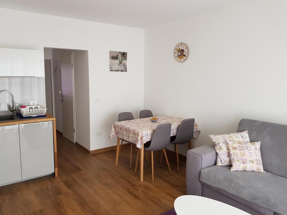 Apartman Luka Novigrad Istria Esterno foto