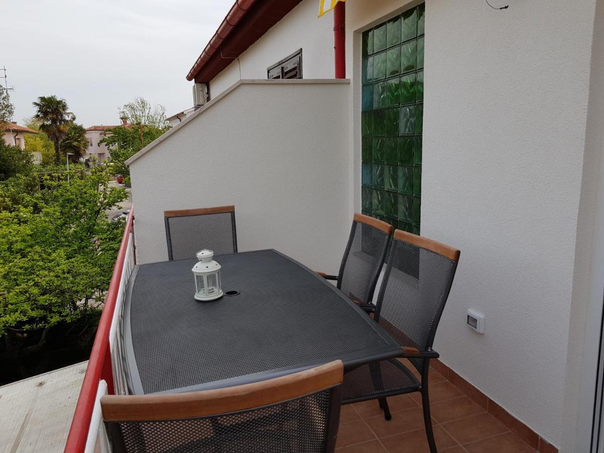 Apartman Luka Novigrad Istria Esterno foto